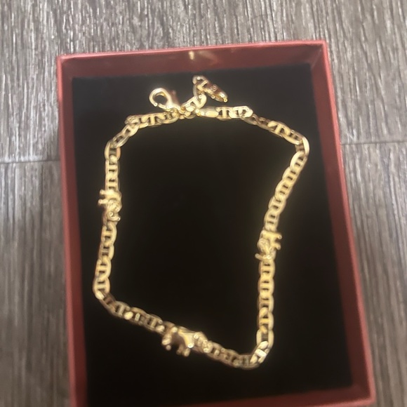 Gold Chain anklet or Bracelet - Picture 3 of 4